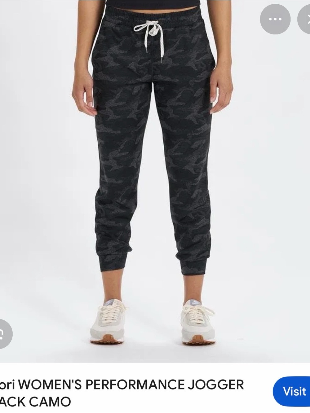 Vuori Women's Black Camo Jogger